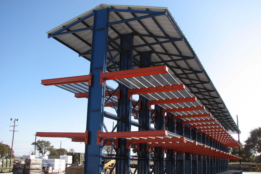 An outdoor Klampfast Cantilever® rack system with a roof.