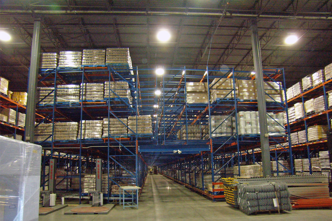 A Pick Tunnel pallet racking system.