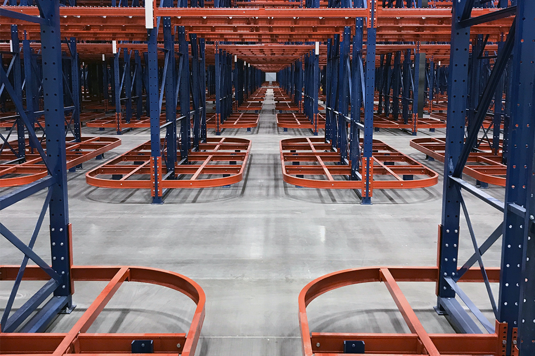 View of aisle to aisle walkthrough access via Ergo Deep® pallet rack.